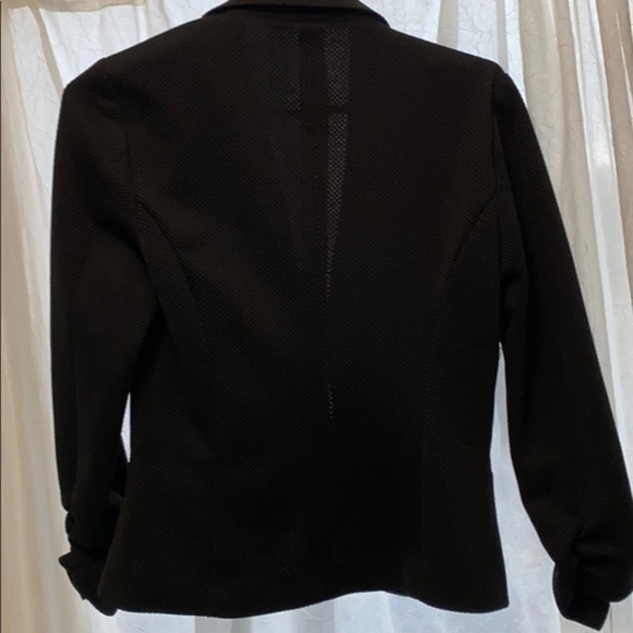 Amanda + Chelsea blazer - Picture 5 of 5